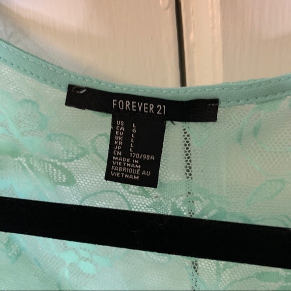 Green Lace Top - Picture 2 of 4